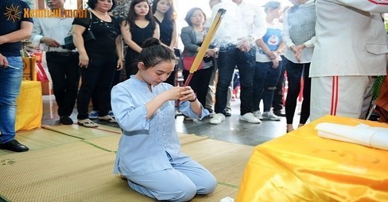 Khấn văn chết trùng tang