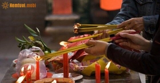 Thành tâm khấn bái