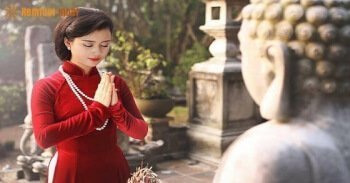 Bài văn khấn xin xóa tội để giảm nhẹ tội lỗi cho bản thân Bài văn khấn xin xóa tội để giảm nhẹ tội lỗi cho bản thân