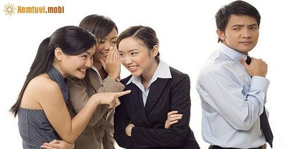 Cẩn thận những kẻ hãm hại sau lưng
