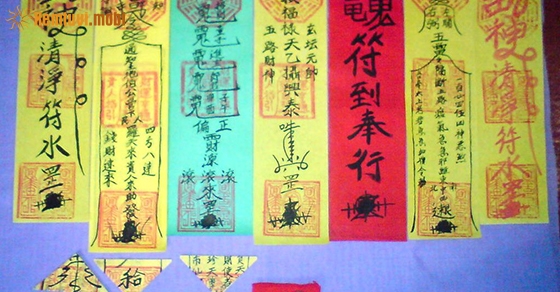 Bùa ngải và thế giới tà thuật Bùa ngải và thế giới tà thuật