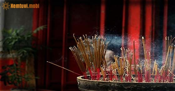Giải mã giấc mơ thấy thắp hương là điềm hung hay cát?
