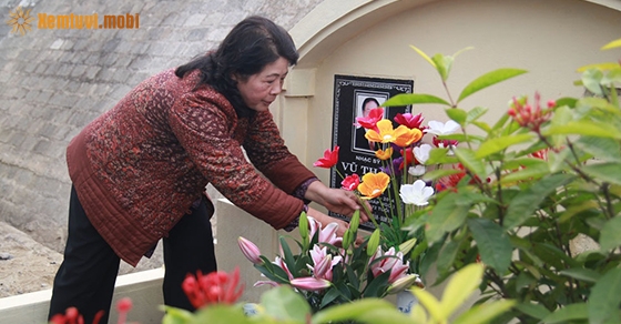 Văn khấn tạ mộ cuối năm